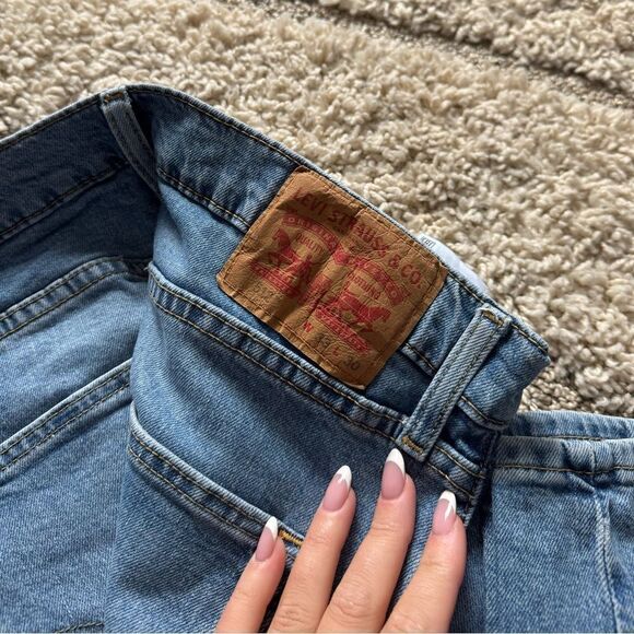 512™ SLIM TAPER FIT MEN'S JEANS light wash levi - Picture 2 of 2